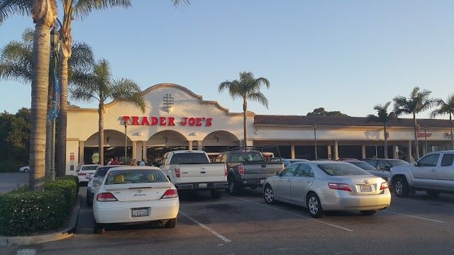 Calle Real Shopping Center